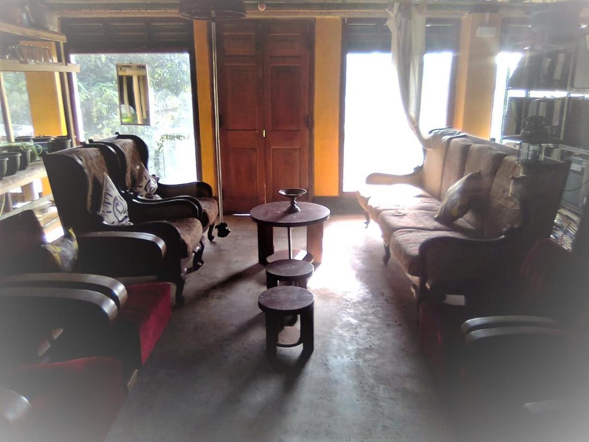 Coca Cola Hostel Malabe Екстер'єр фото