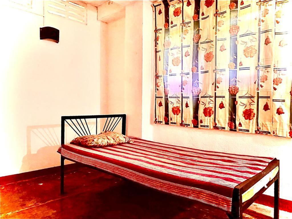 Coca Cola Hostel Malabe Екстер'єр фото